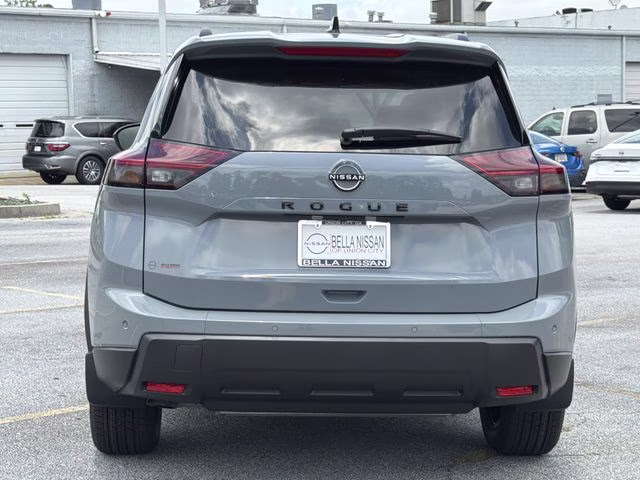 2026 Boulder Gray Pearl Nissan Rogue Dark Armor FWD SUV