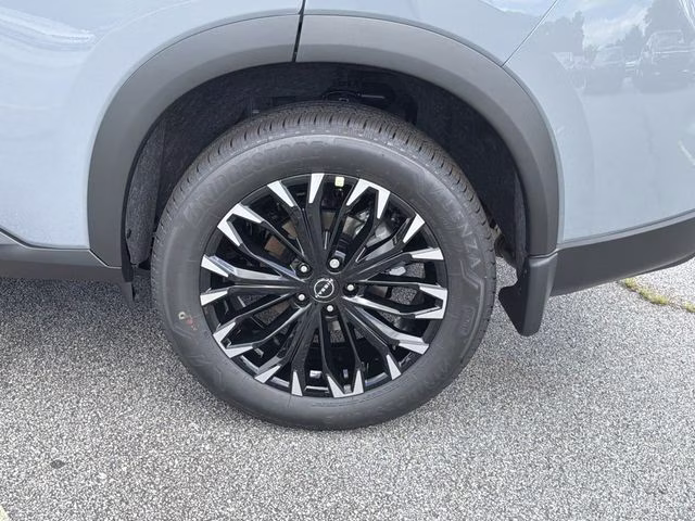2026 Boulder Gray Pearl Nissan Rogue Dark Armor FWD SUV