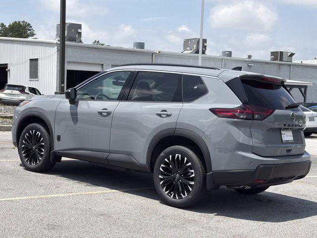 2026 Boulder Gray Pearl Nissan Rogue Dark Armor FWD SUV