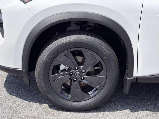 2026 Everest White Pearl Tricoat Nissan Rogue SV FWD SUV