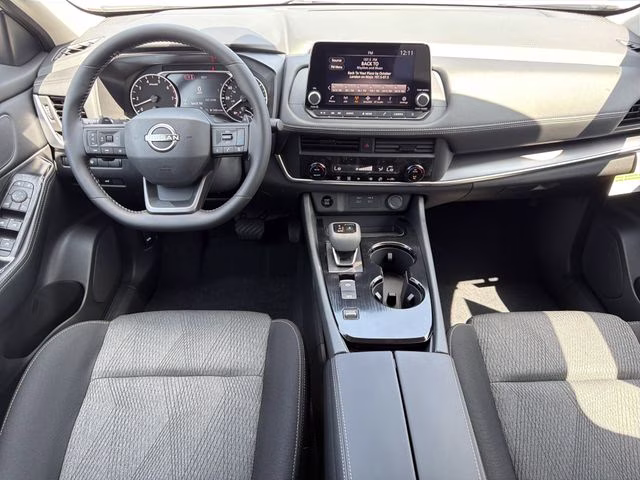 2026 Everest White Pearl Tricoat Nissan Rogue SV FWD SUV