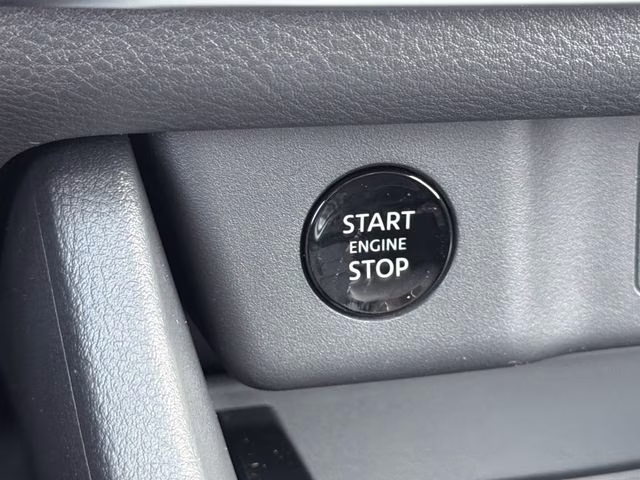 2026 Everest White Pearl Tricoat Nissan Rogue SV FWD SUV
