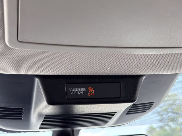 2026 Everest White Pearl Tricoat Nissan Rogue SV FWD SUV