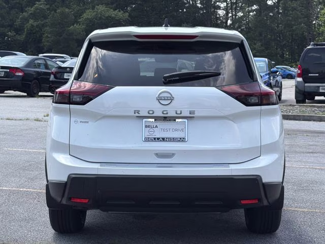 2026 Everest White Pearl Tricoat Nissan Rogue SV FWD SUV