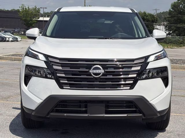 2026 Everest White Pearl Tricoat Nissan Rogue SV FWD SUV