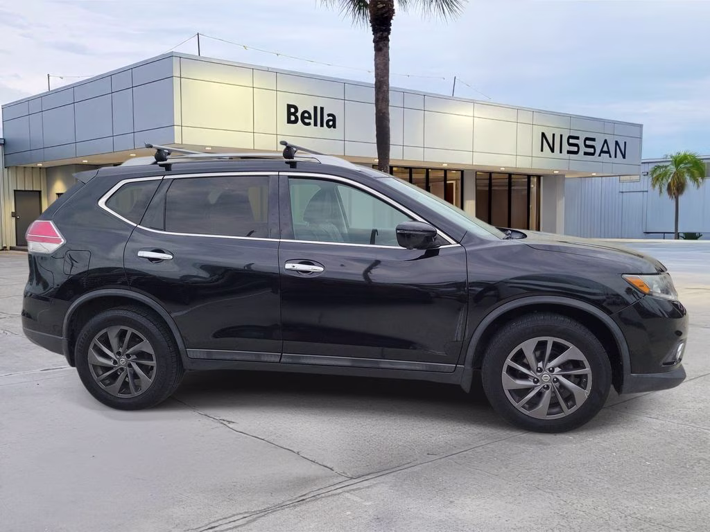 2016 Magnetic Black Nissan Rogue SL AWD SUV