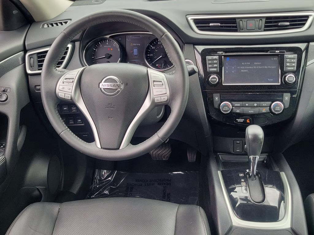 2016 Magnetic Black Nissan Rogue SL AWD SUV