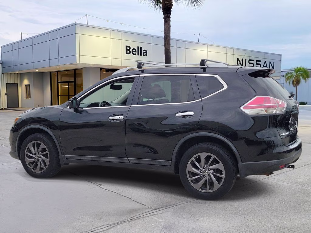 2016 Magnetic Black Nissan Rogue SL AWD SUV