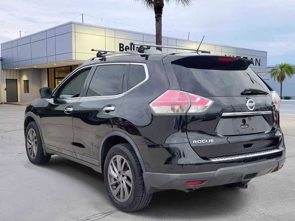 2016 Magnetic Black Nissan Rogue SL AWD SUV