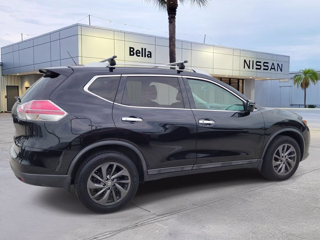 2016 Magnetic Black Nissan Rogue SL AWD SUV