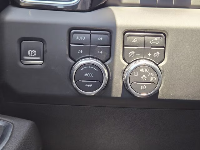 2025 Summit White GMC Sierra 3500HD Denali 4X4 Truck