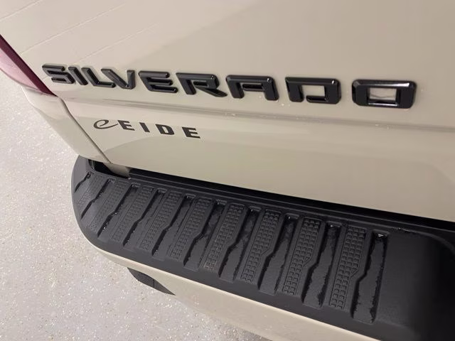 2026 Chevrolet Silverado 1500 Custom - Photo 14
