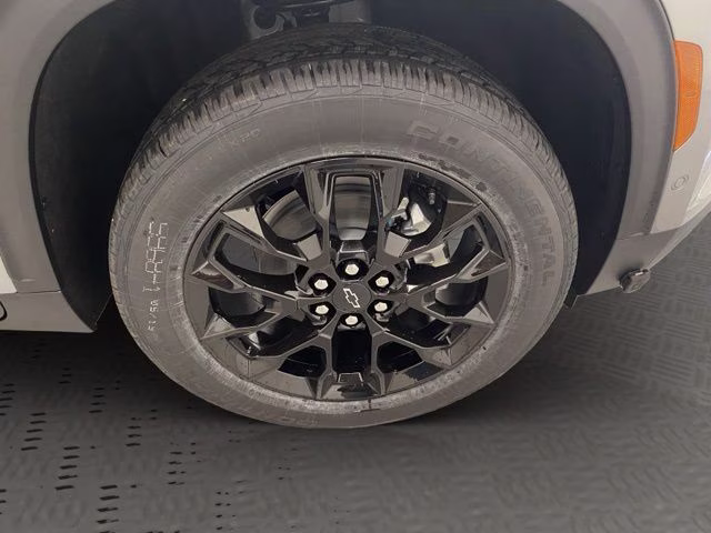2026 Sterling Gray Metallic Chevrolet Traverse LT AWD SUV