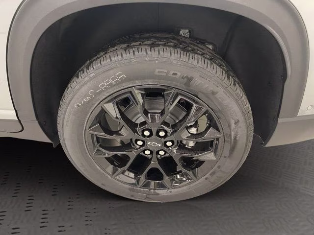 2026 Sterling Gray Metallic Chevrolet Traverse LT AWD SUV