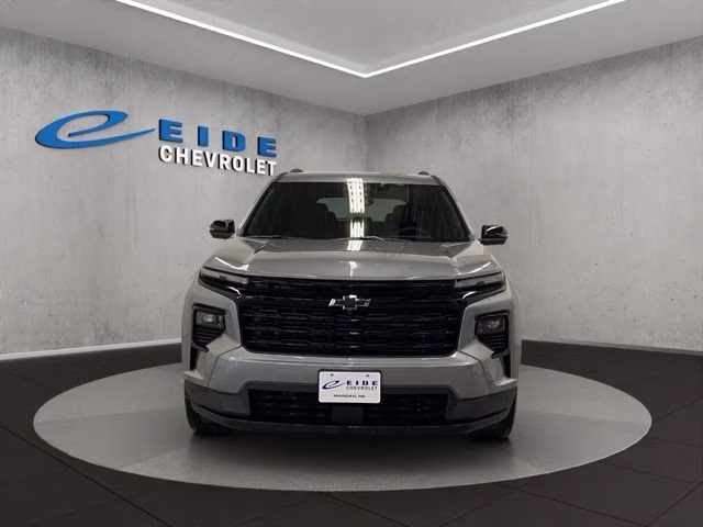 2026 Sterling Gray Metallic Chevrolet Traverse LT AWD SUV
