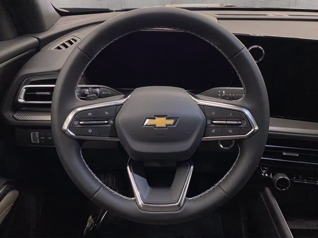 2026 Summit White Chevrolet Traverse LT AWD SUV