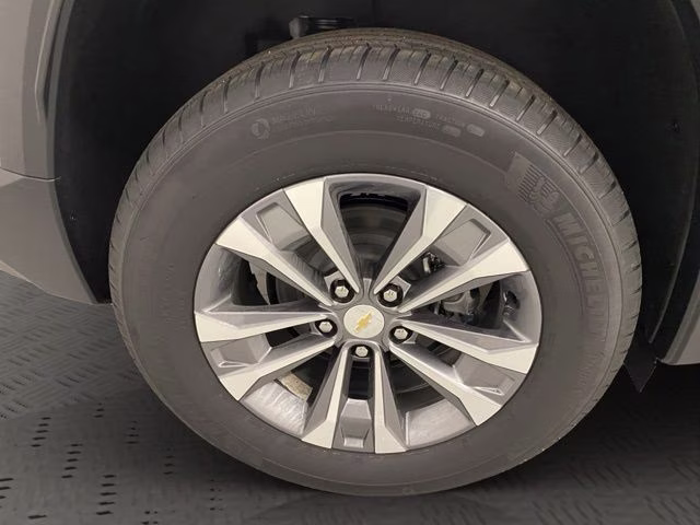 2026 Chevrolet Equinox LT - Photo 38