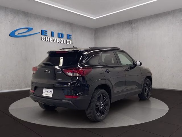 2026 Mosaic Black Metallic Chevrolet Trailblazer LT AWD SUV