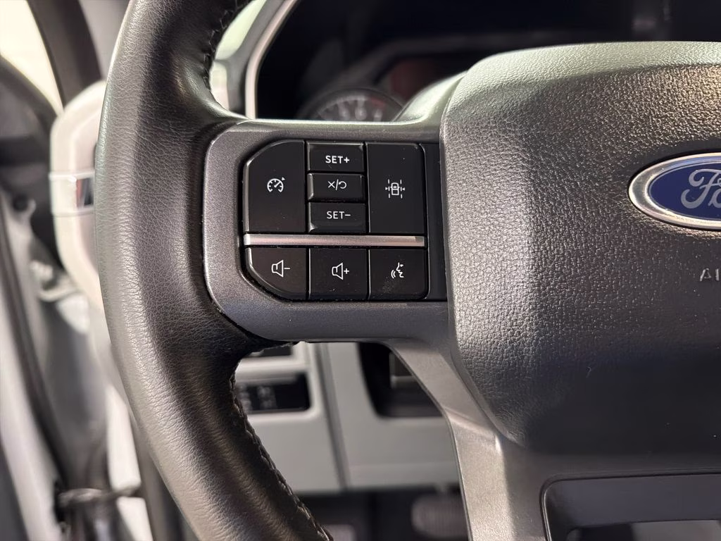 2023 Avalanche Ford F-150 XLT RWD Truck