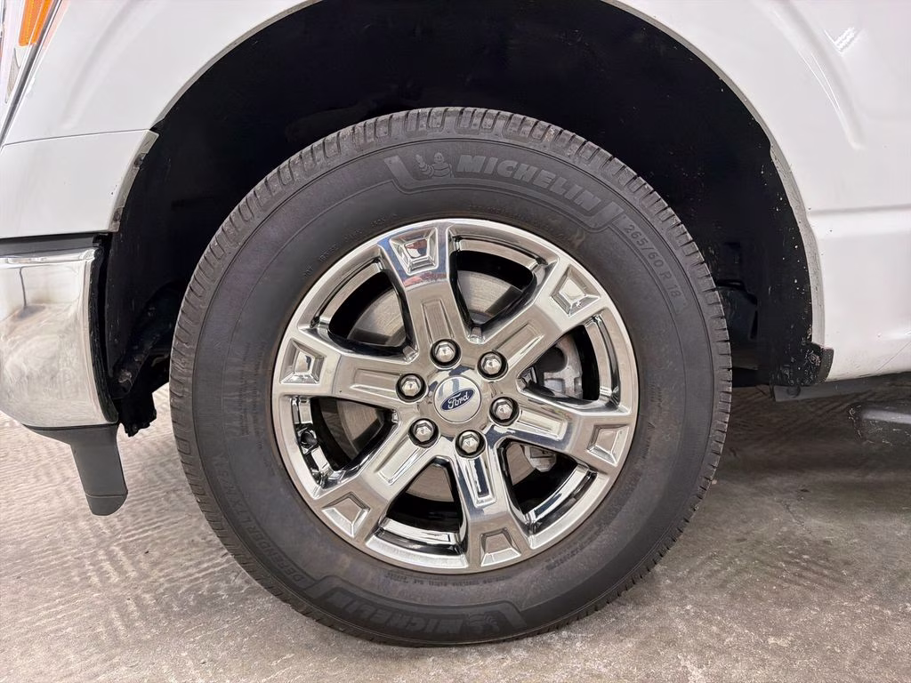 2023 Avalanche Ford F-150 XLT RWD Truck