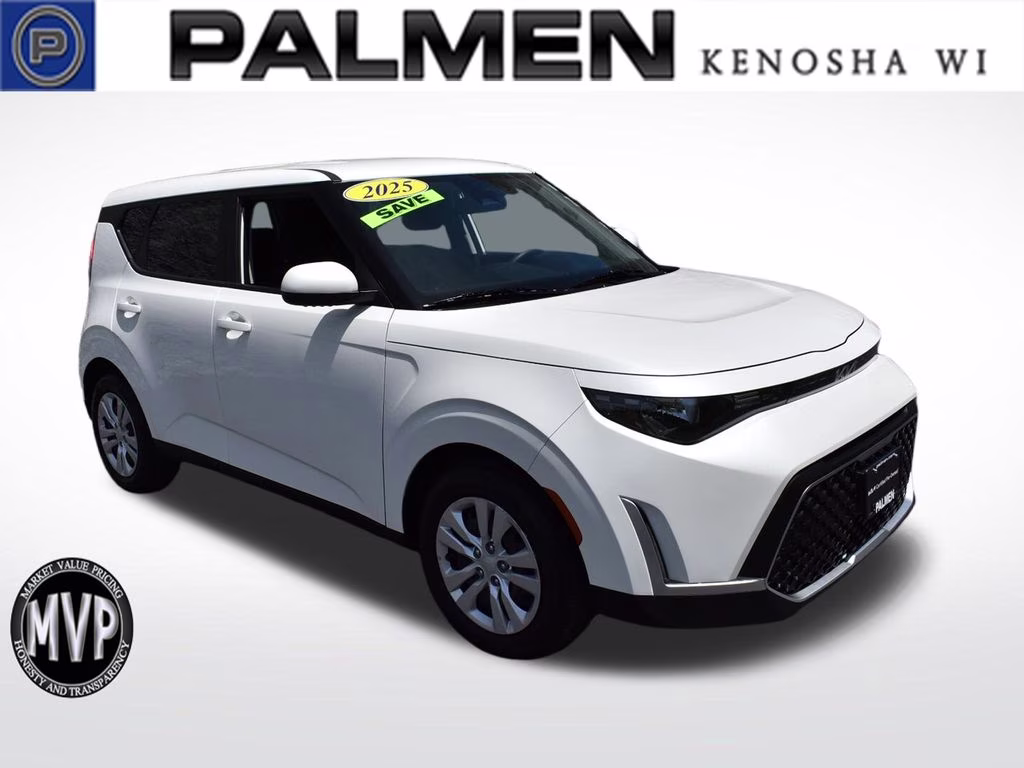 2025 Snow White Pearl Kia Soul LX FWD Hatchback