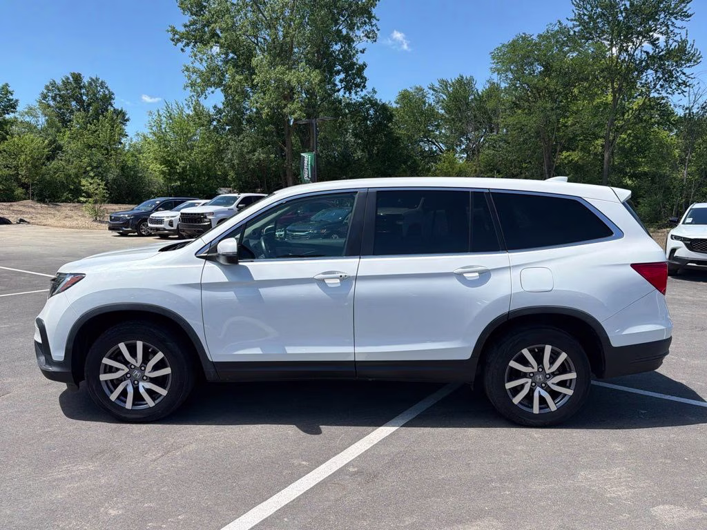 2020 White Honda Pilot EX-L AWD SUV