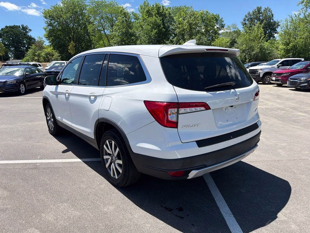 2020 White Honda Pilot EX-L AWD SUV