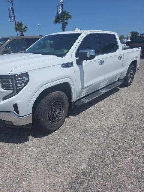 2025 Summit White GMC Sierra 1500 SLT 4X4 Truck