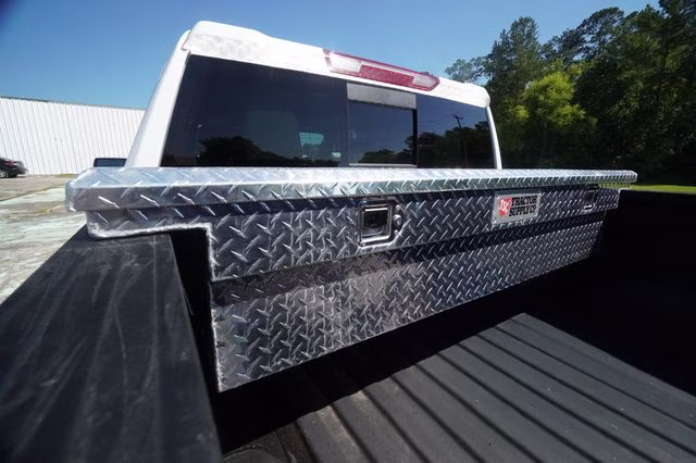 2025 Summit White GMC Sierra 1500 SLT 4X4 Truck