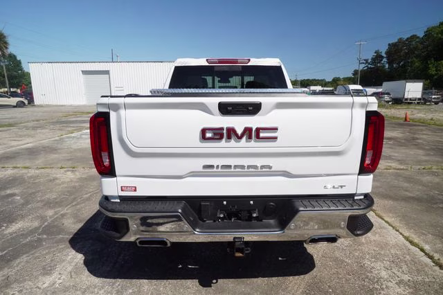 2025 Summit White GMC Sierra 1500 SLT 4X4 Truck