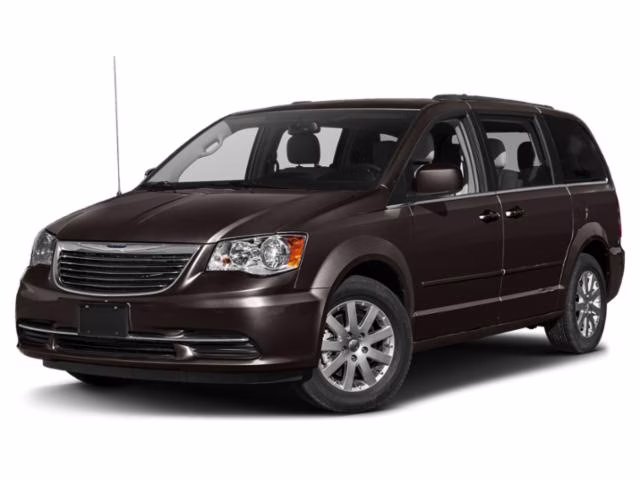 2015 Chrysler Town & Country Touring's photo