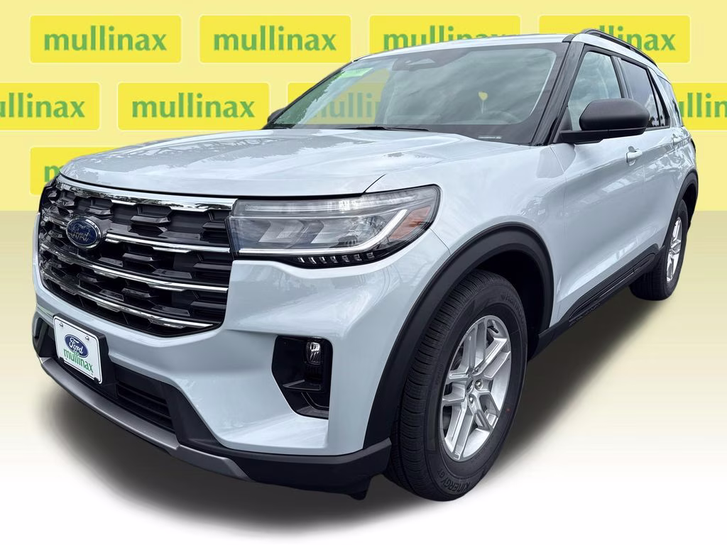 2026 Space White Metallic Ford Explorer Active RWD SUV
