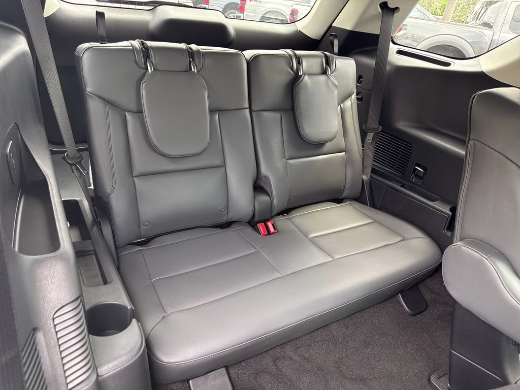 2026 Space White Metallic Ford Explorer Active RWD SUV