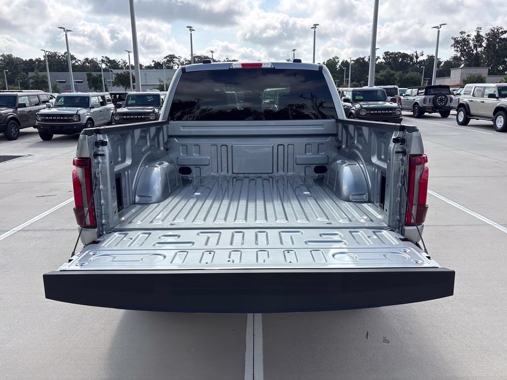 2026 Iconic Silver Metallic Ford F-150 Lariat 4X4 Truck