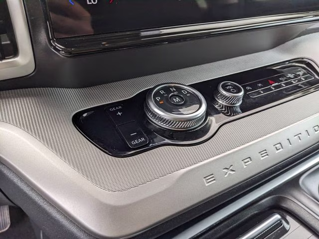 2025 Oxford White Ford Expedition Max Active RWD SUV