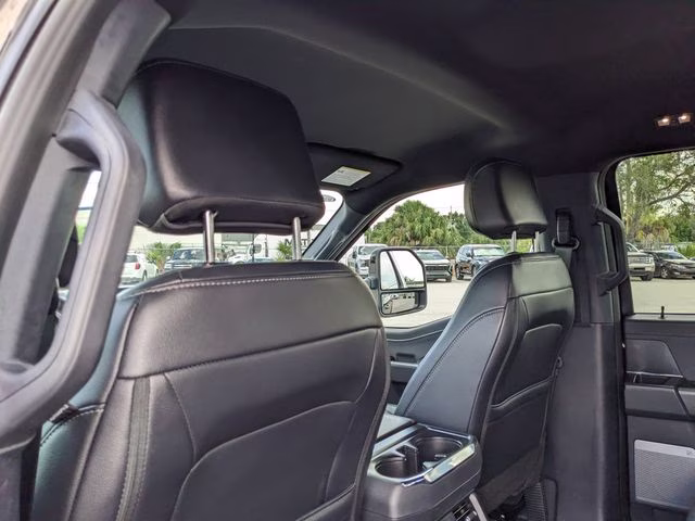 2025 Black Metallic Ford F-150 Lariat 4X4 Truck