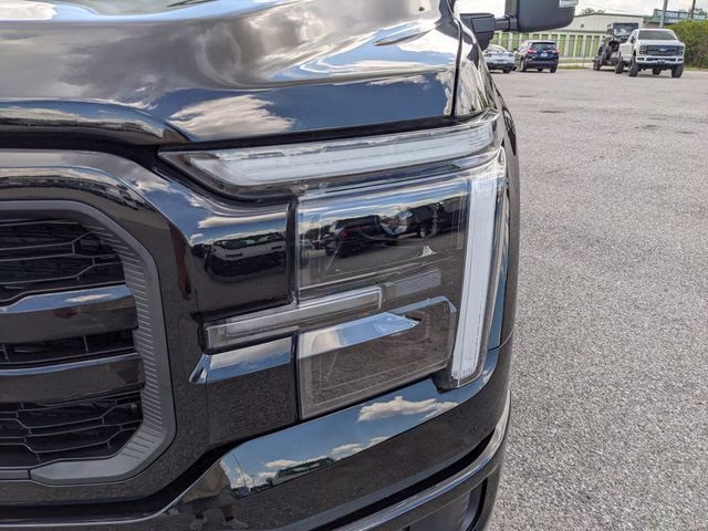 2025 Black Metallic Ford F-150 Lariat 4X4 Truck