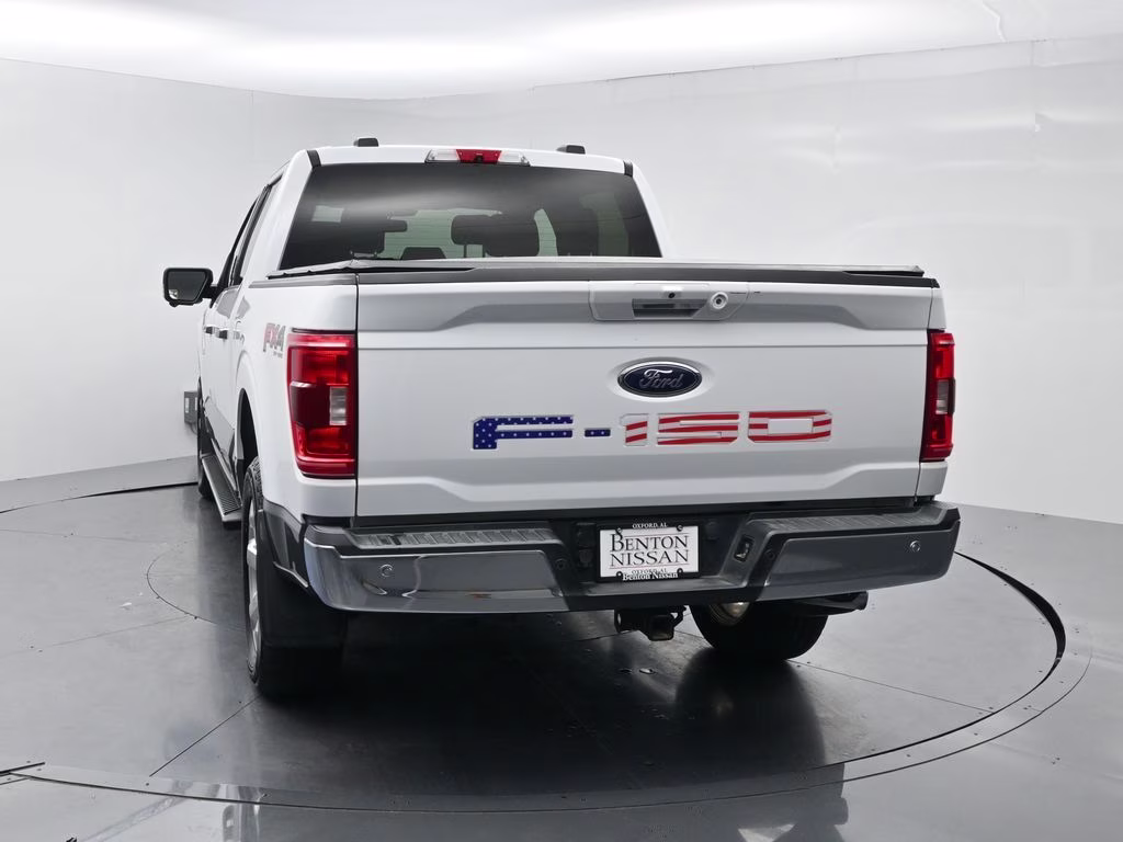 2021 White Ford F-150 XLT 4X4 Truck