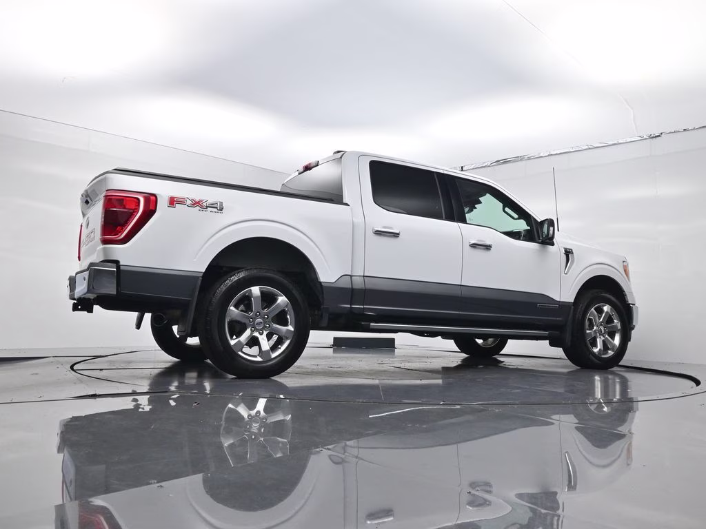 2021 White Ford F-150 XLT 4X4 Truck