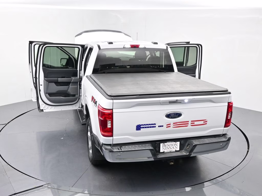 2021 White Ford F-150 XLT 4X4 Truck