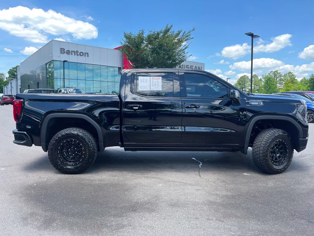 2025 Onyx Black GMC Sierra 1500 AT4 4X4 Truck