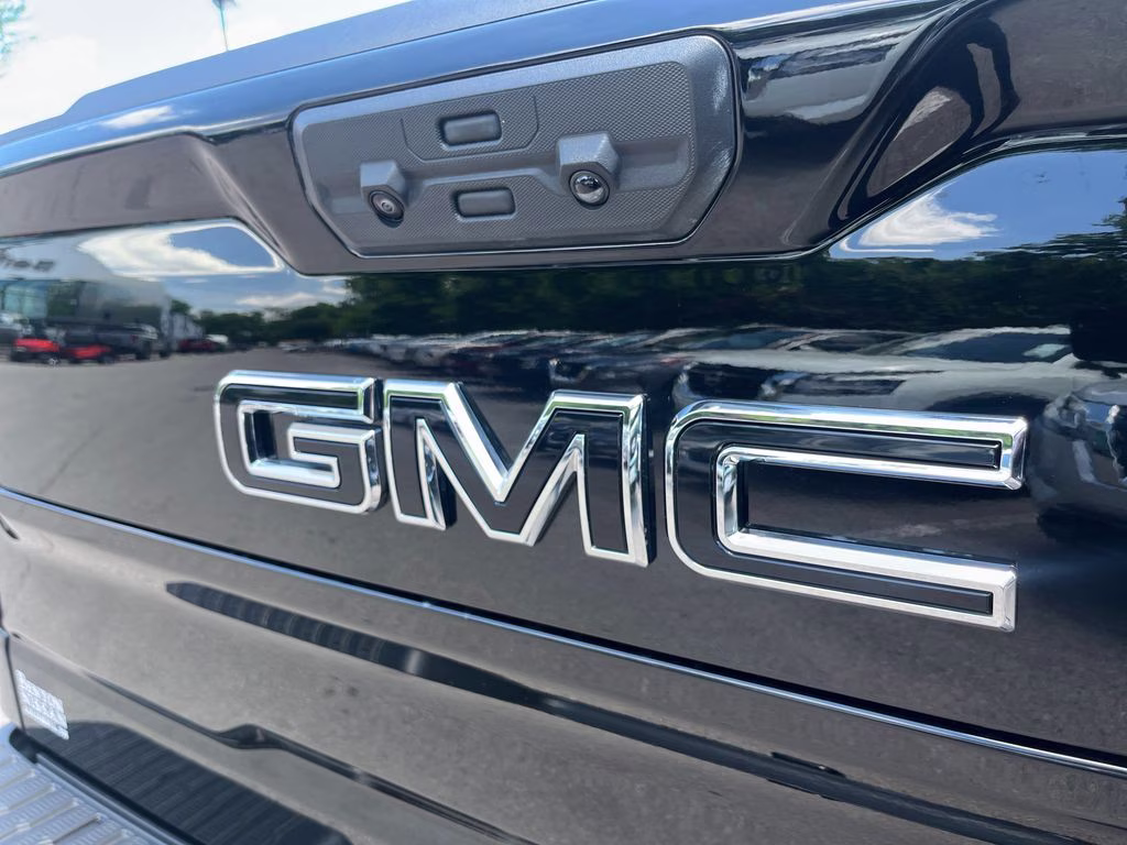 2025 Onyx Black GMC Sierra 1500 AT4 4X4 Truck