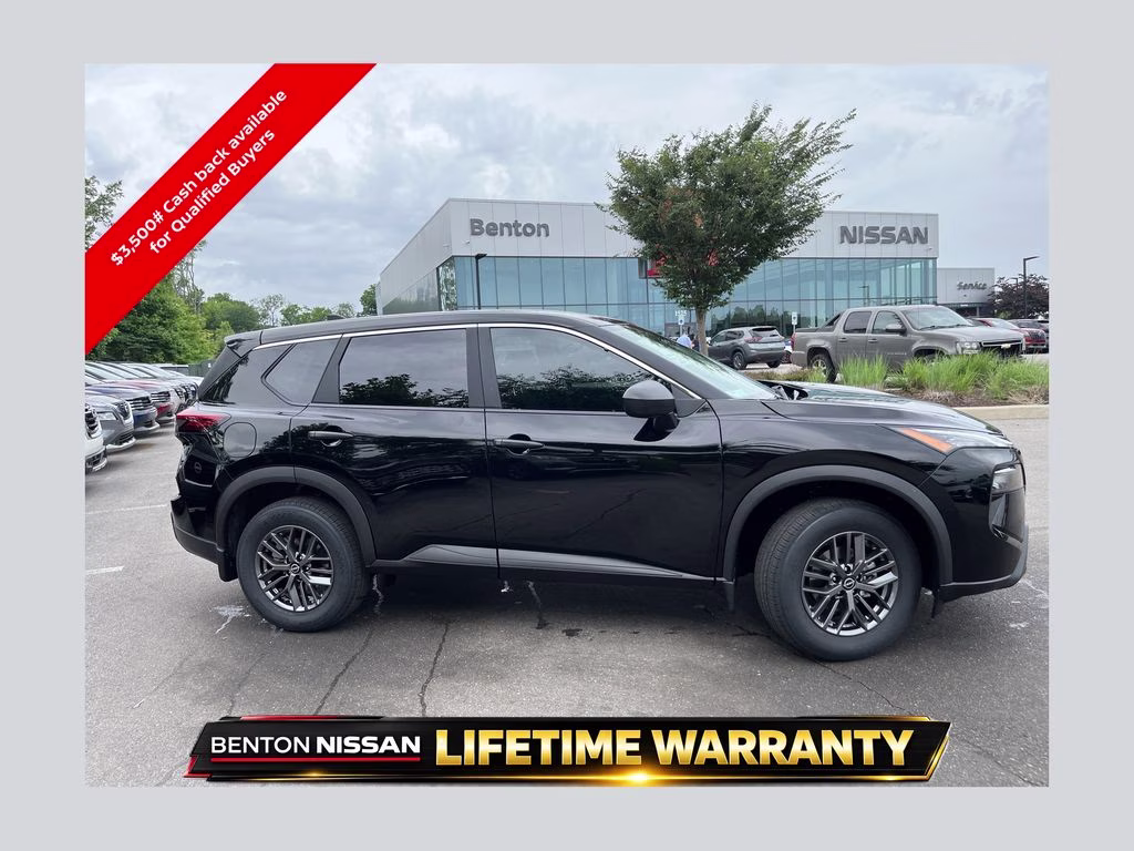 2026 Nissan Rogue S FWD's photo