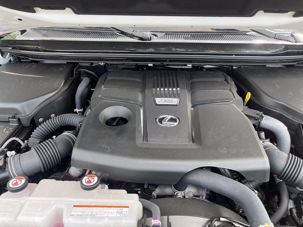 2025 Eminent White Pearl Lexus GX 550 Overtrail 4X4 SUV