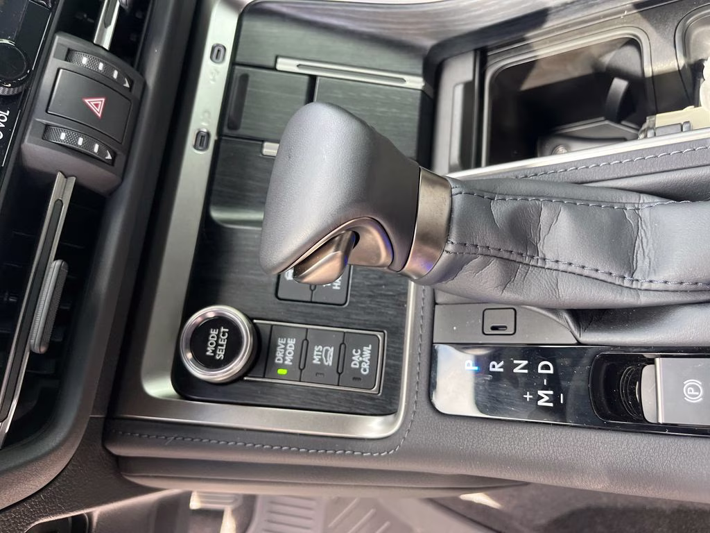 2025 Eminent White Pearl Lexus GX 550 Overtrail 4X4 SUV