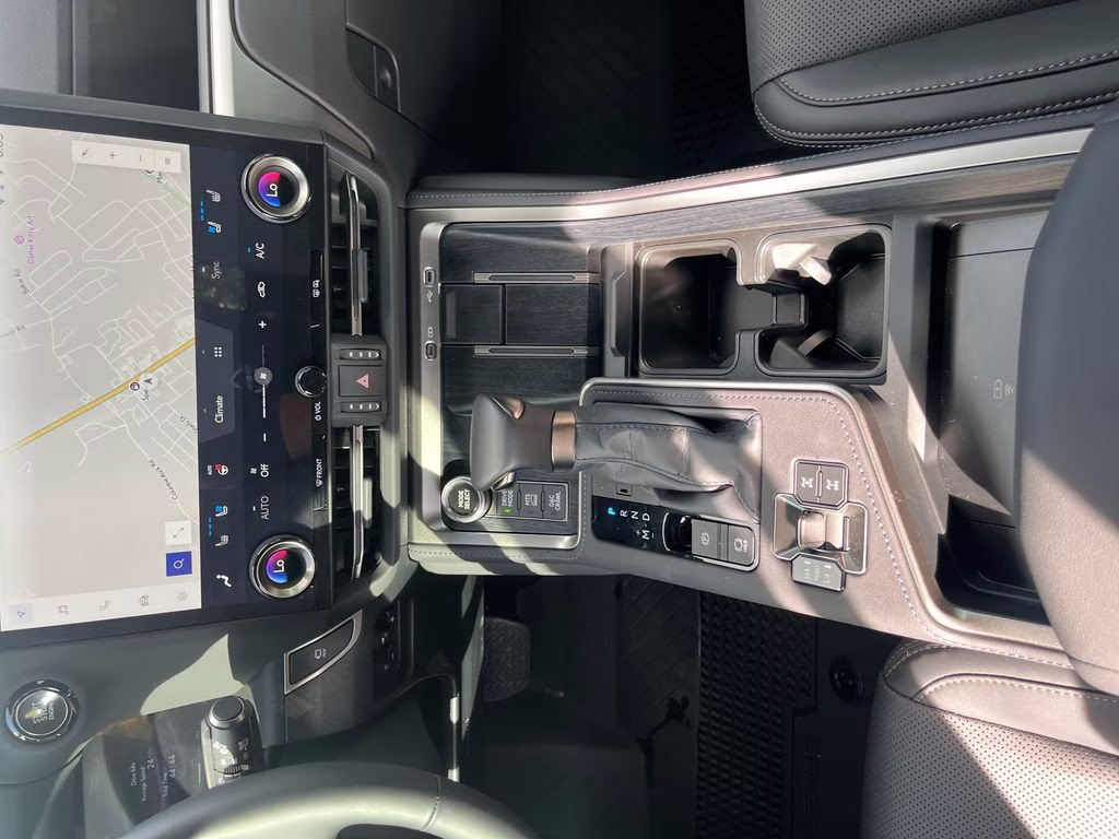 2025 Eminent White Pearl Lexus GX 550 Overtrail 4X4 SUV