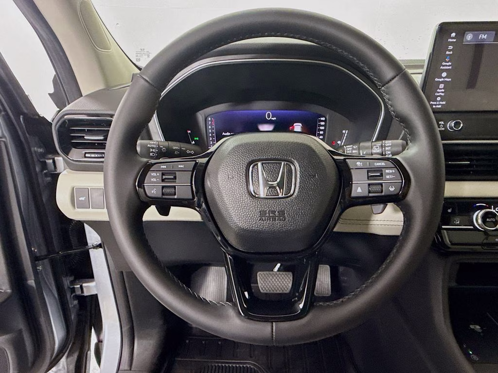 2026 Solar Silver Metallic Honda Pilot EX-L FWD SUV