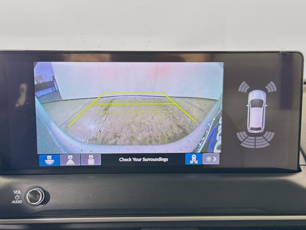 2026 Solar Silver Metallic Honda Pilot EX-L FWD SUV
