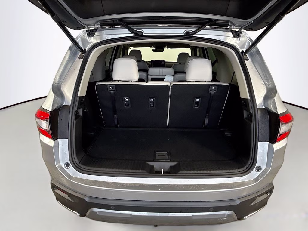 2026 Solar Silver Metallic Honda Pilot EX-L FWD SUV