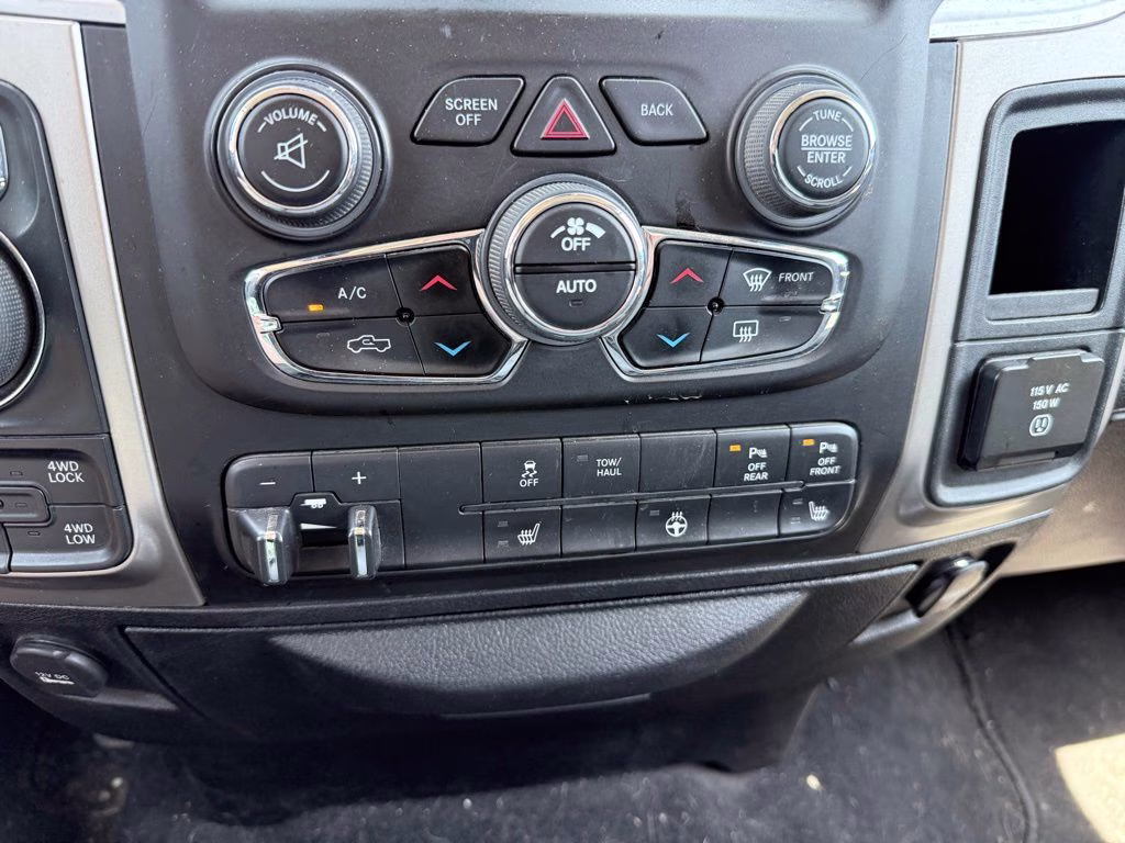 2019 Bright White Clearcoat Ram 1500 Classic Big Horn 4X4 Truck